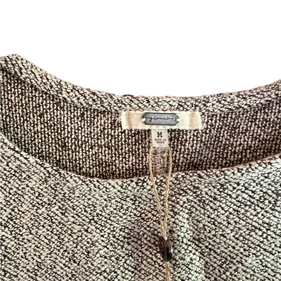 Gimmicks from The Buckle Gray Blue Blouse Women’s Medium - Picture 3 of 6